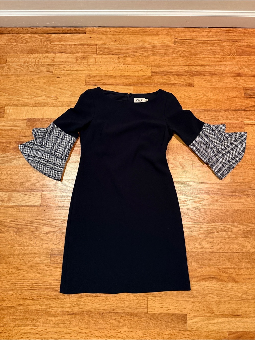 Navy blue Shift Dress with Plaid Bell Sleeves